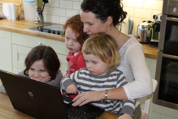 Working Mother - Office Mum