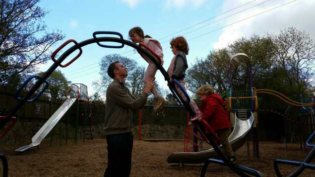 Playground River Valley - Office Mum
