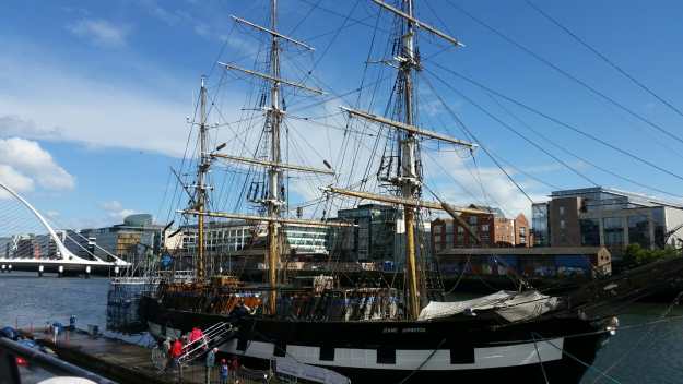 Jeanie Johnston - Office Mum