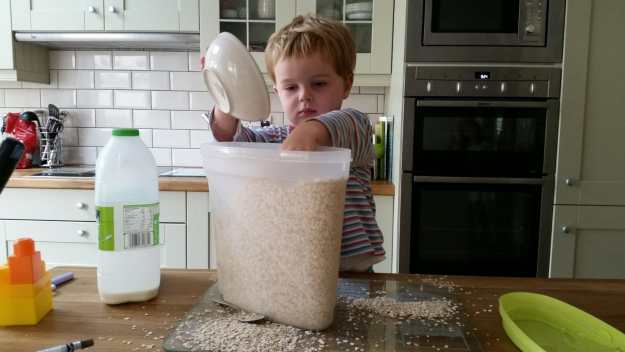 Porridge spill - office mum