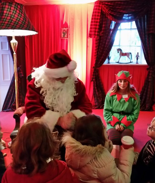 Santa's House inside Airfield - Office Mum