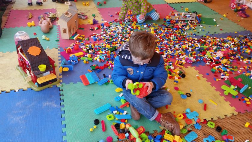 Lego, play tent - Office Mum