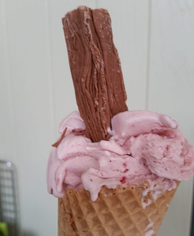 ice cream at home - office mum