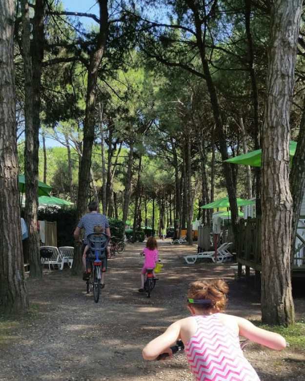 Cycling in Marina di Venezia - Office Mum