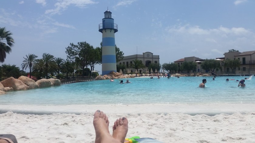 Sunbathing Cambrils Park - Office Mum